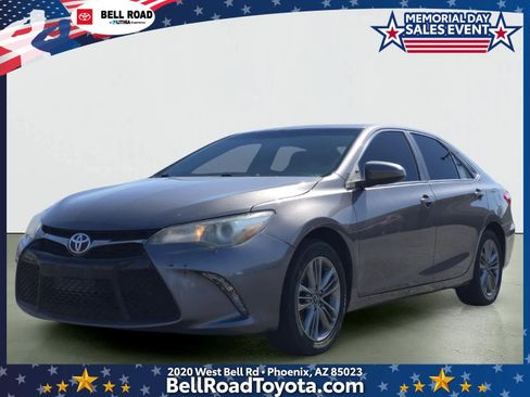 Used 2017 Toyota Camry SE FWD image 1