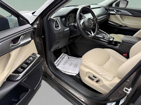 Used 2018 MAZDA CX-9 Touring w/ Touring Premium Package AWD/4WD image 19