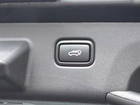 Used 2025 Kia EV6 Wind image 17