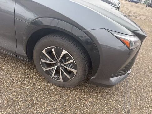 Used 2023 Lexus RZ 450e Premium w/ Technology Package image 3