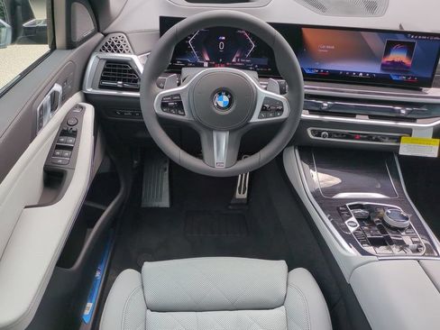 New 2026 BMW X5 xDrive40i w/ Executive Package AWD/4WD image 16
