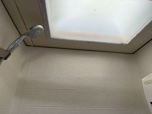 Used 2017 Ford E-450 and Econoline 450 Super Duty w/ Motorhome Prep Package image 70