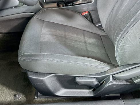 Used 2018 Ford Mustang Coupe image 19