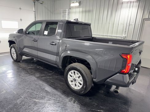 New 2026 Toyota Tacoma SR5 AWD/4WD image 2