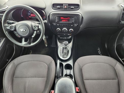Used 2015 Kia Soul Base image 26