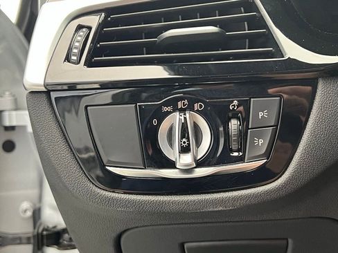 Used 2021 BMW 540i RWD image 21