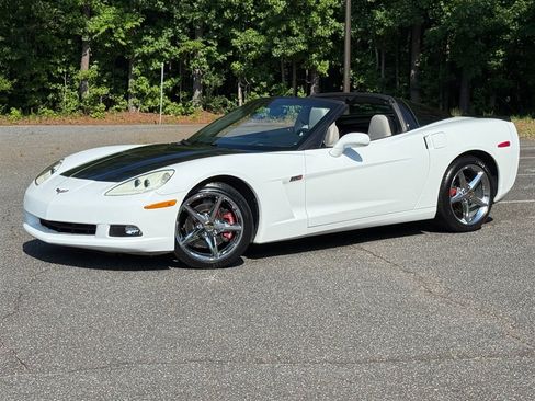 Used 2013 Chevrolet Corvette Coupe w/ 3LT Preferred Equipment Group RWD image 12