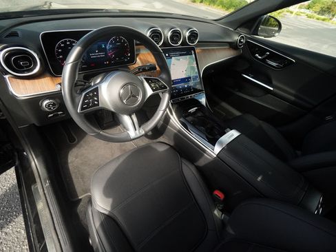 Used 2025 Mercedes-Benz C 300 4MATIC Sedan image 21