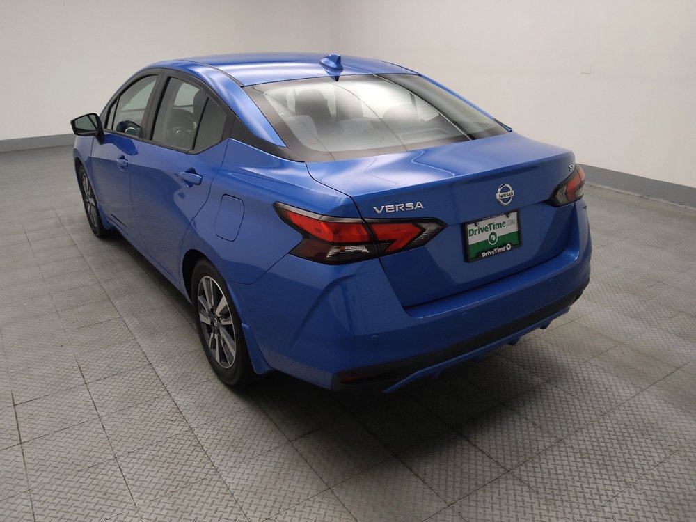 Used 2020 Nissan Versa SV FWD image 5
