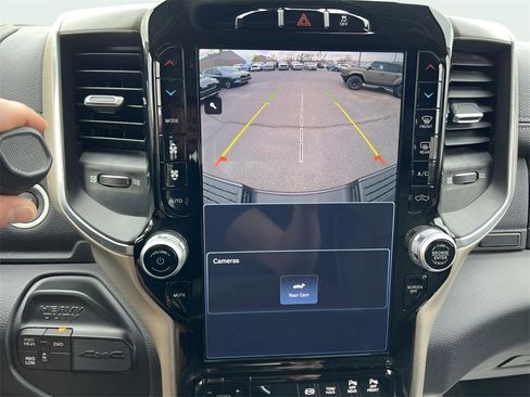Used 2024 RAM 3500 Laramie image 33