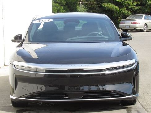 Used 2023 Lucid Air Pure AWD/4WD image 3