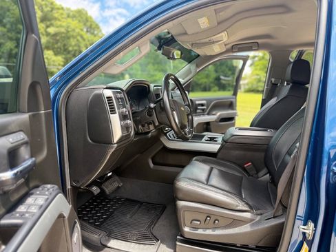 Used 2019 Chevrolet Silverado 2500 LTZ w/ Duramax Plus Package AWD/4WD image 12