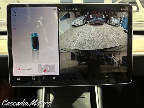 Used 2018 Tesla Model 3 Long Range image 16