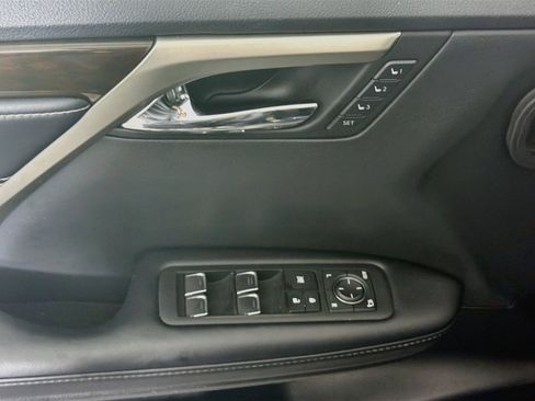 Used 2019 Lexus RX 450h AWD image 15
