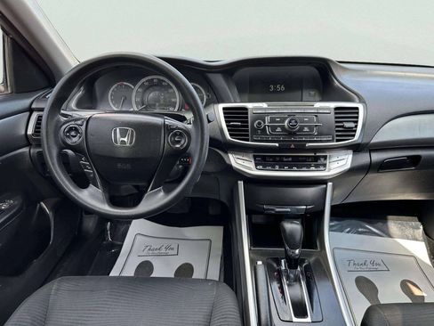 Used 2015 Honda Accord LX image 19