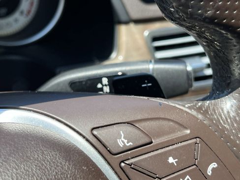 Used 2016 Mercedes-Benz E 350 Sedan image 23