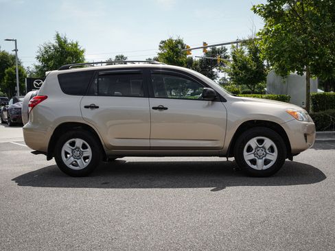 Used 2011 Toyota RAV4 2WD w/ Base L4 Extra Value Pkg image 11