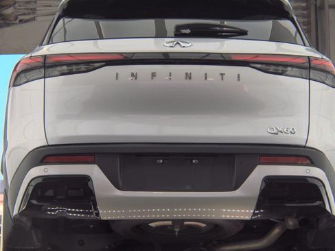 Certified 2023 INFINITI QX60 Pure FWD image 7