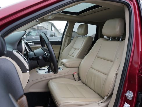 Used 2014 Jeep Grand Cherokee Limited image 14