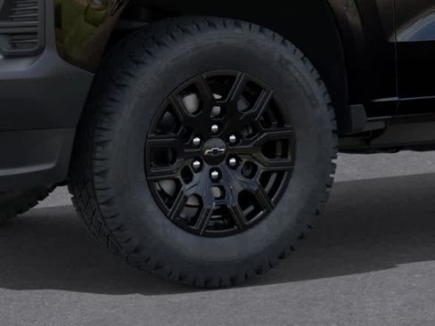 New 2026 Chevrolet Colorado W/T w/ WT Custom Package RWD image 9