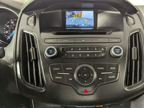 Used 2017 Ford Focus SE image 13