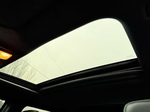 Certified 2021 Toyota Tacoma Limited w/ Nightshade Package image 8