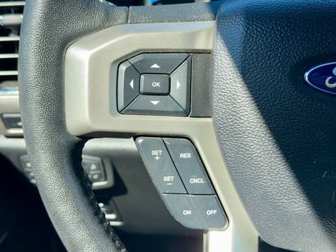 Used 2020 Ford F150 Lariat w/ Equipment Group 502A Luxury AWD/4WD image 17