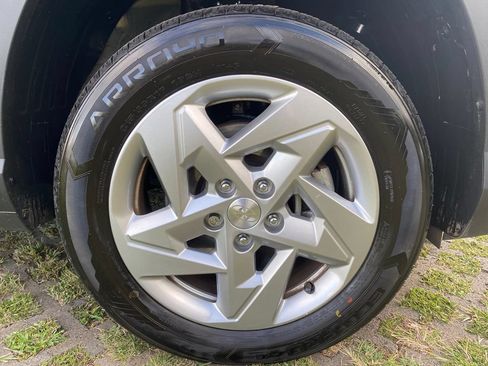 Certified 2024 Hyundai Kona SE AWD/4WD image 9