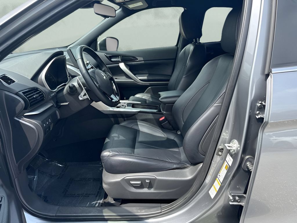 Used 2024 Mitsubishi Eclipse Cross SEL AWD/4WD image 5