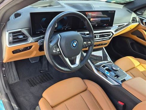Used 2023 BMW i4 eDrive35 RWD image 10