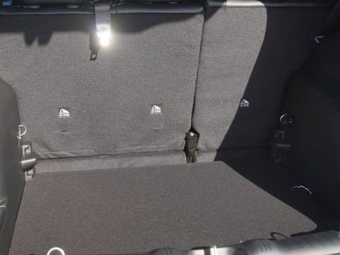 New 2026 Jeep Compass Latitude image 13