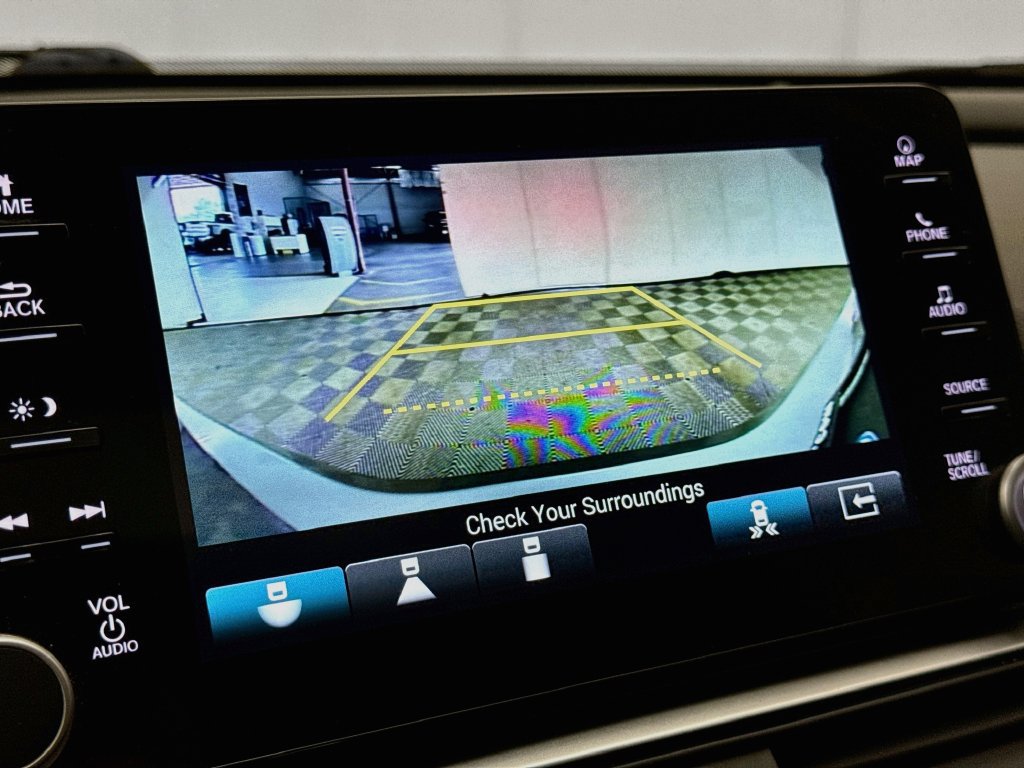 Used 2022 Honda Accord Touring image 14