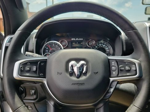 Used 2025 RAM 1500 Big Horn AWD/4WD image 10