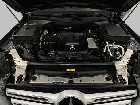 Used 2019 Mercedes-Benz GLC 300 4MATIC image 12