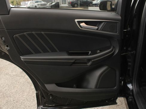 Used 2019 Ford Edge ST w/ Equipment Group 401A image 21