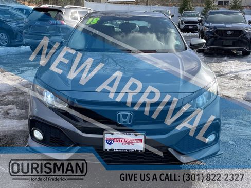 Used 2018 Honda Civic Sport image 8