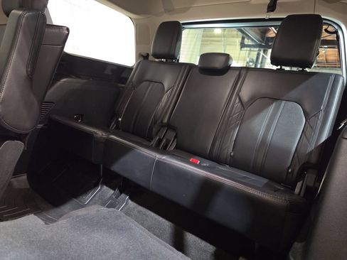 Used 2020 Ford Expedition Platinum AWD/4WD image 26