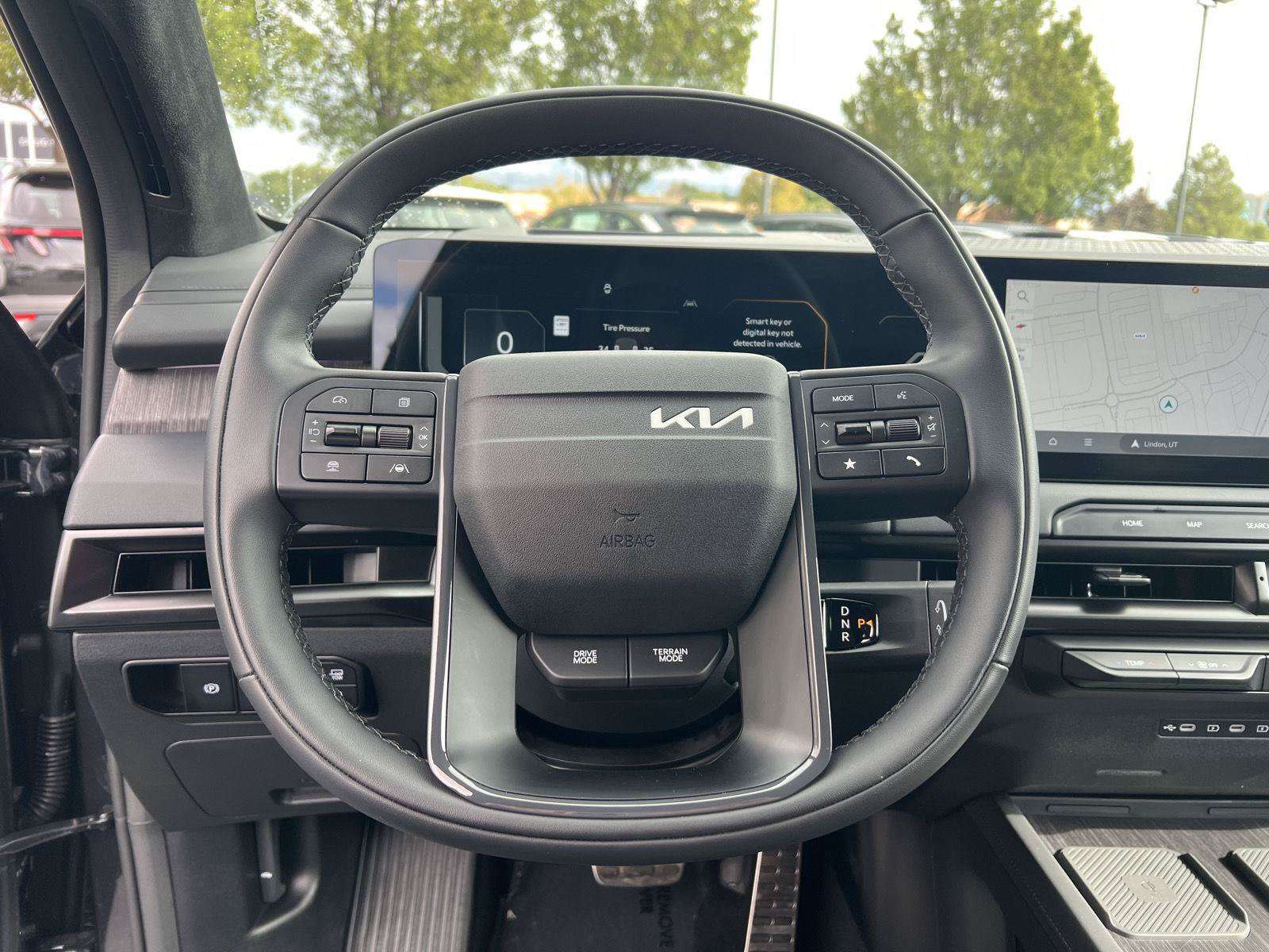 Used 2027 Kia Telluride SX Prestige X-Line w/ Towing Package AWD/4WD image 6