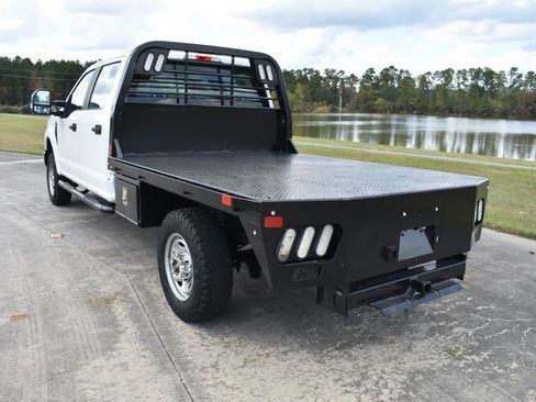 Used 2019 Ford F250 XL w/ Power Equipment Group image 7