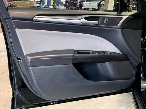 Used 2016 Ford Fusion S FWD image 9