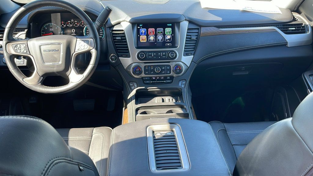 Used 2020 GMC Yukon XL Denali w/ Open Road Package AWD/4WD image 18