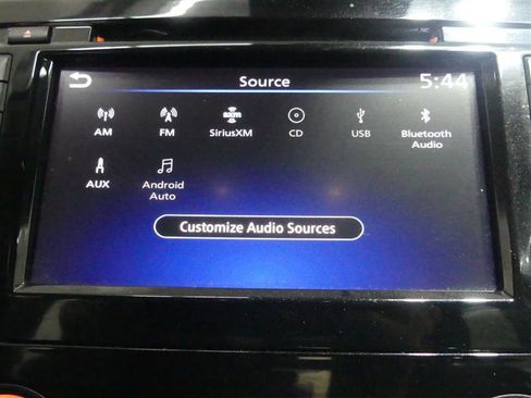 Used 2021 Nissan Rogue Sport S image 41