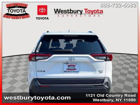 Used 2024 Toyota RAV4 XLE w/ Convenience Package AWD/4WD image 9