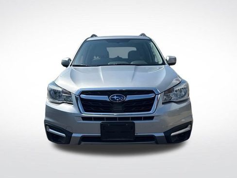 Used 2017 Subaru Forester 2.5i Premium w/ All-Weather Package AWD/4WD image 8