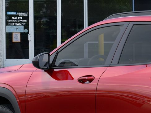 New 2026 Chevrolet Trax RS w/ Sunroof Package FWD image 36