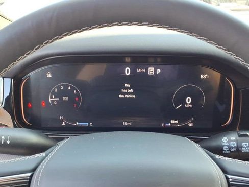 New 2026 Jeep Grand Wagoneer Summit AWD/4WD image 12