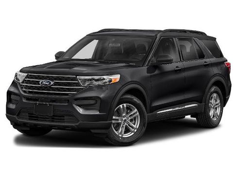 Certified 2022 Ford Explorer XLT w/ Equipment Group 202A image 1