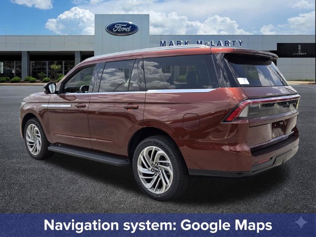 New 2027 Lincoln Navigator Premiere AWD/4WD image 3