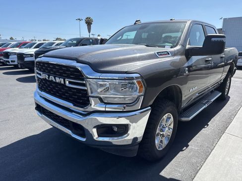 Used 2024 RAM 2500 Big Horn AWD/4WD image 1