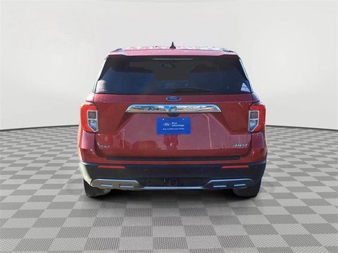 Certified 2023 Ford Explorer XLT w/ Equipment Group 202A image 4